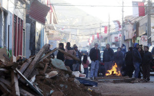 Crowd and Fire - Telegraph - Chile Earthquake
