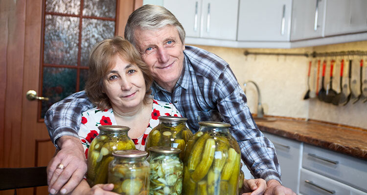 couple canning food